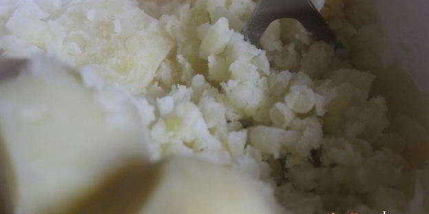 щи из свежей и квашеной капусты на курином бульоне