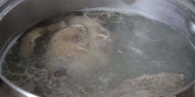 щи из свежей капусты с нутом