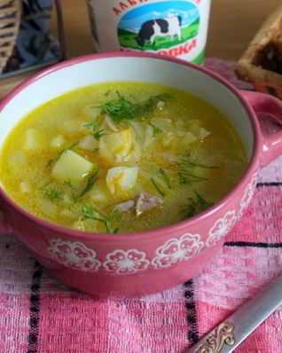 Щи из свежей капусты с пшеничной крупой