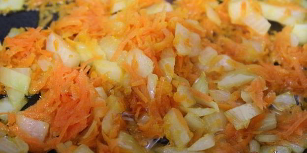 щи из свежей капусты с пшеничной крупой