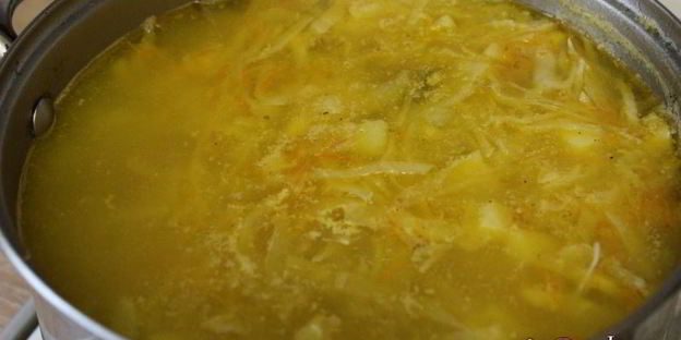 щи из свежей капусты с пшеничной крупой