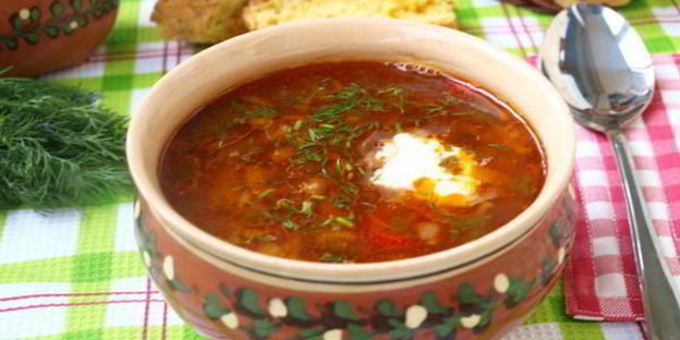 щи с килькой в томате