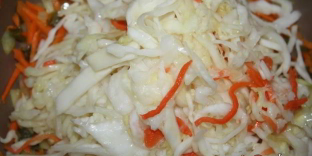 щи с квашеной капустой и молодым щавлем