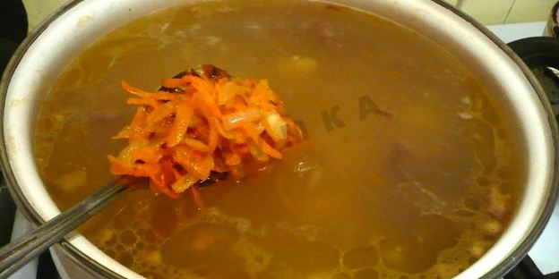 щи с тушенкой