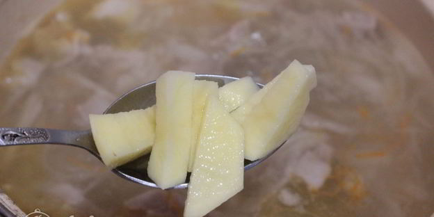 щи со свининой