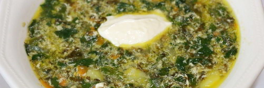 Зеленые щи из шпината