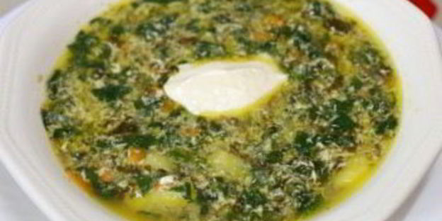 зеленые щи из шпината