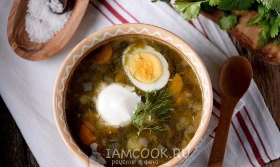 Рецепт зеленых щей со щавелем и яйцом