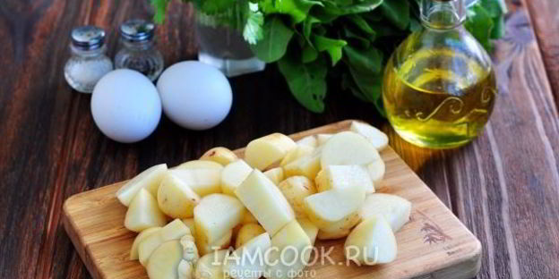 зеленые щи со щавелем и яйцом