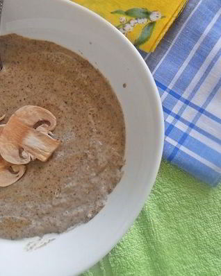 Сливочный крем-суп с шампиньонами