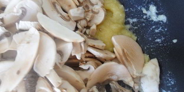 сливочный крем-суп с шампиньонами