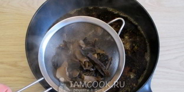 грибная солянка с капустой