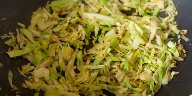 капустная солянка с грибами