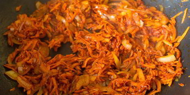 капустная солянка с грибами