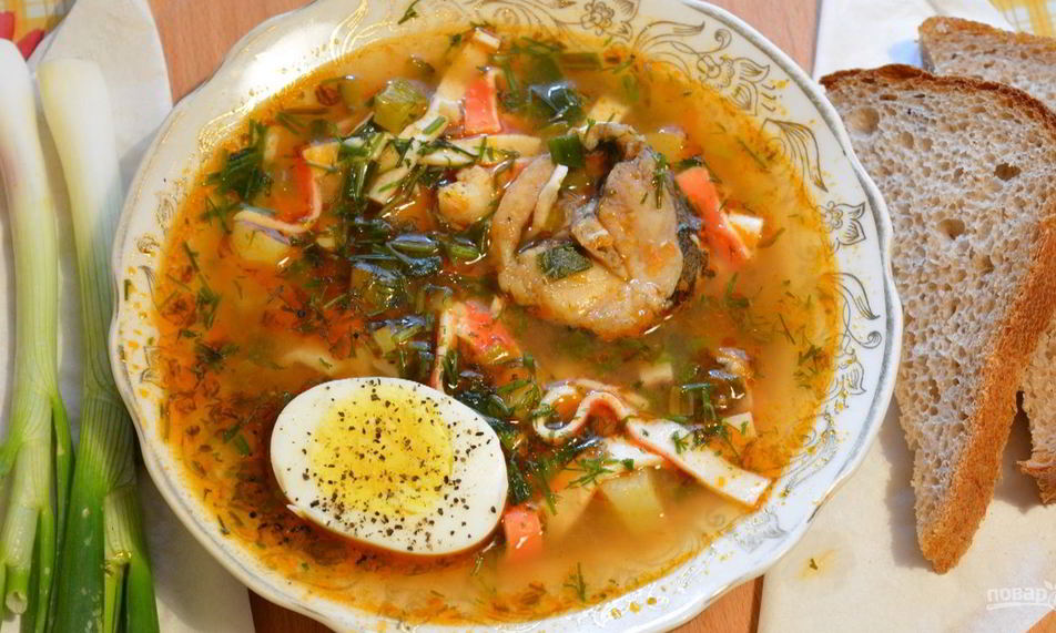 Рецепт рыбной солянки с крабовыми палочками