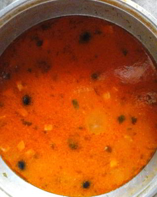 Солянка мясная с почками