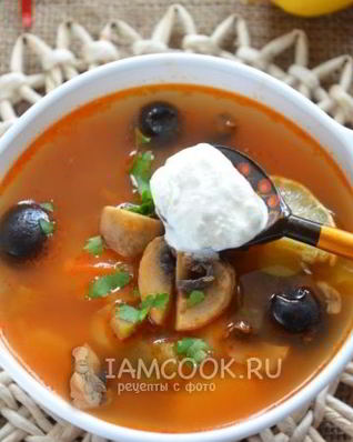 Солянка с грибами