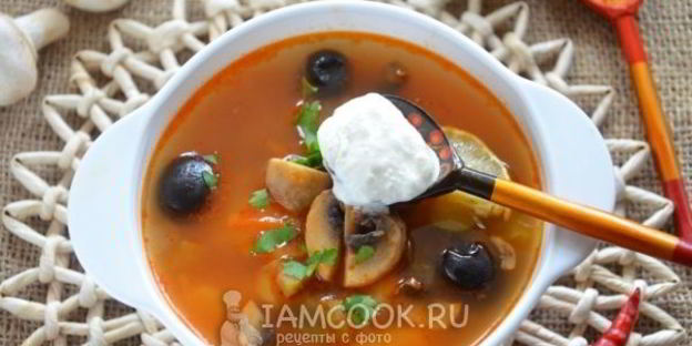 солянка с грибами