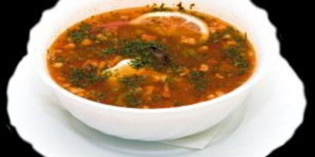 солянка с колбасой в мультиварке