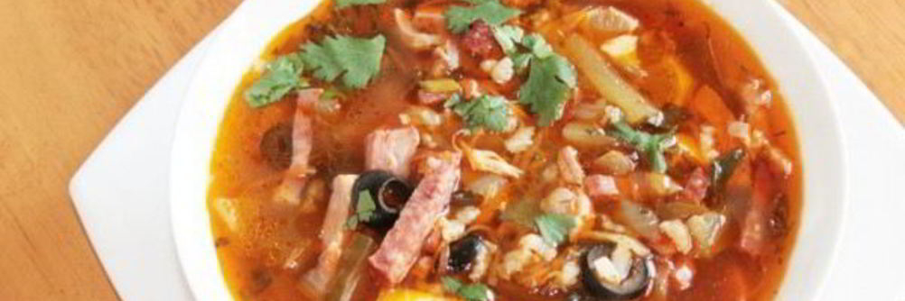 Солянка с колбасой