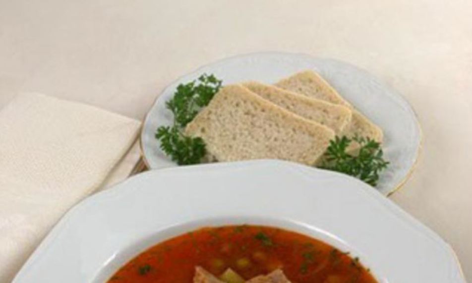 Рецепт солянки с консервированным тунцом