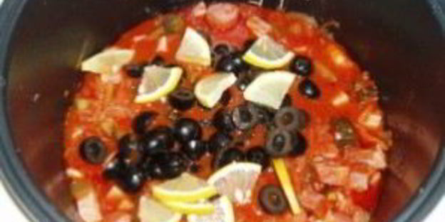 солянка с курицей в мультиварке