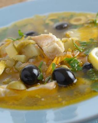 Солянка с лососем