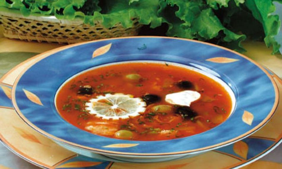 Рецепт солянки с мясом птицы