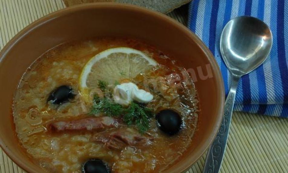 Рецепт супа солянка с копченостями и рисом