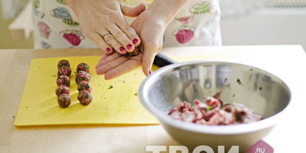 суп из белых грибов с фрикадельками