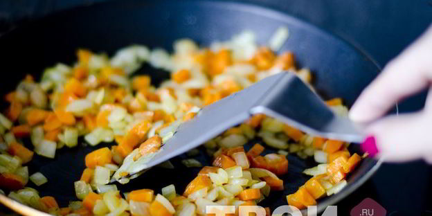 суп из белых грибов с фрикадельками