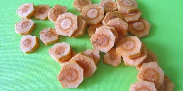 суп из куриных сердечек и желудков с гречкой