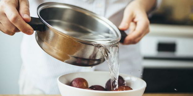 харчо по-грузински со сливами