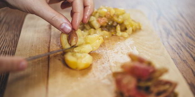 харчо по-грузински со сливами