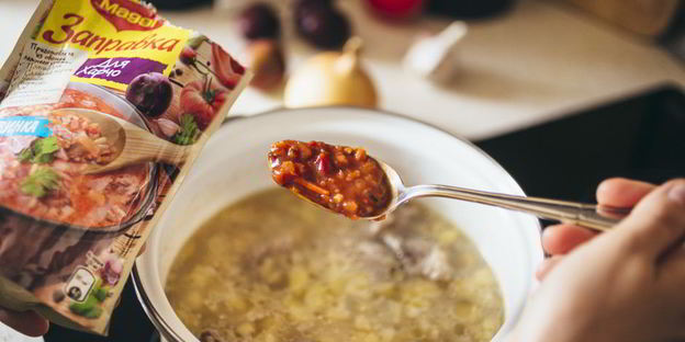 харчо по-грузински со сливами