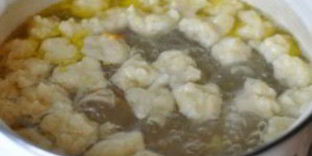 суп куриный с клецками