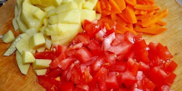 суп куриный с сезонными овощами