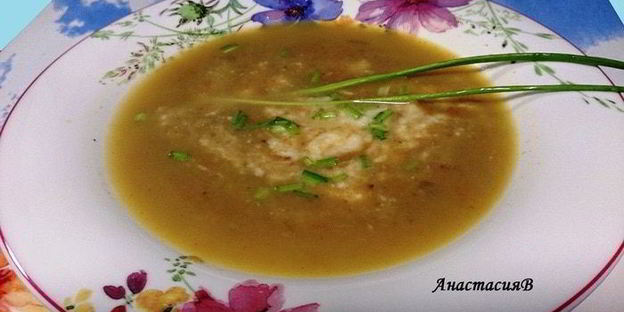 бархатистый каштановый суп-пюре с сельдереем