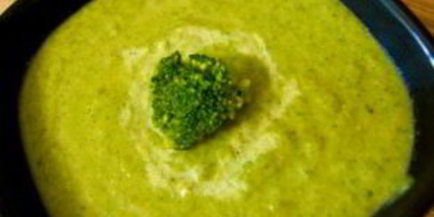 суп-пюре из брокколи и шпината