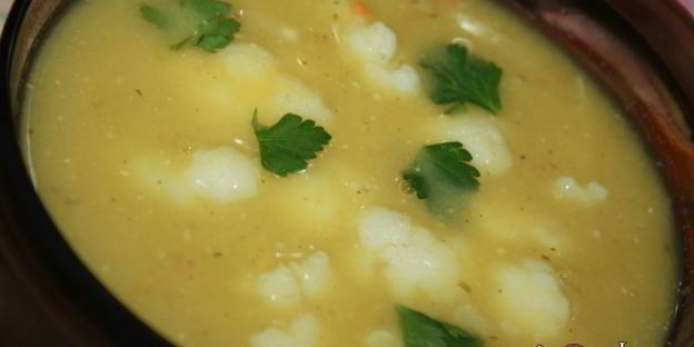 суп-пюре из лука порея и чечевицы