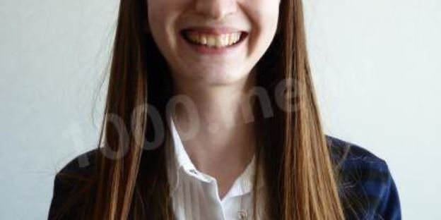 суп пюре из сельдерея с твердым сыром и сметаной