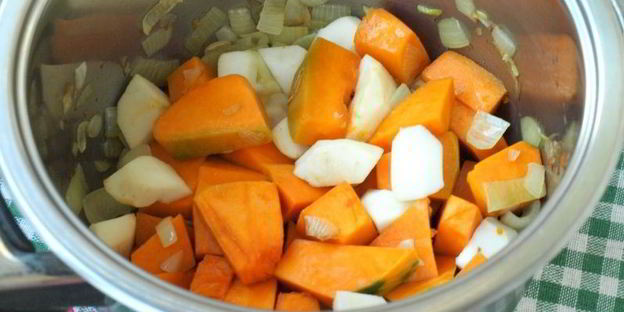 суп-пюре из тыквы с яблоками