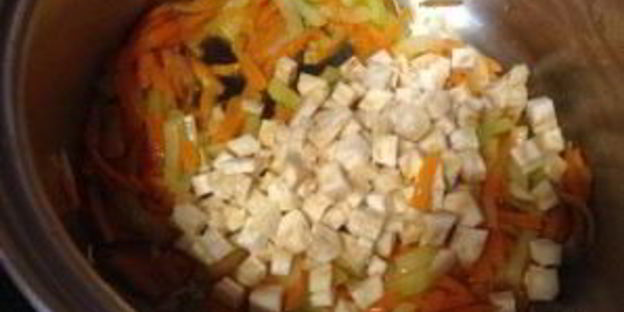 суп-пюре с тыквой и сельдереем