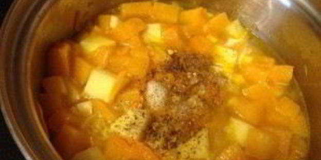 суп-пюре с тыквой и сельдереем