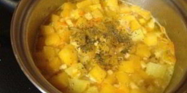 суп-пюре с тыквой и сельдереем