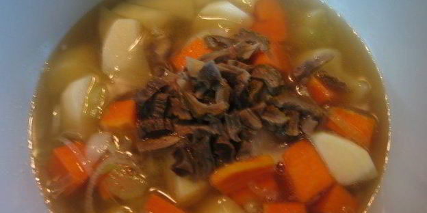 суп-пюре с тыквой на бульоне из сухих белых грибов