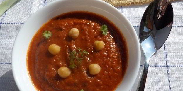 томатный суп-пюре с нутом