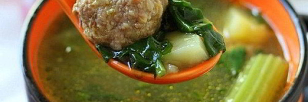 Суп с фрикадельками и сельдереем