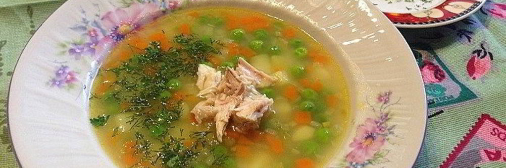 Суп с манкой и зеленым горошком