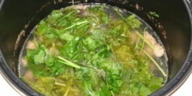 суп со щавелем в мультиварке